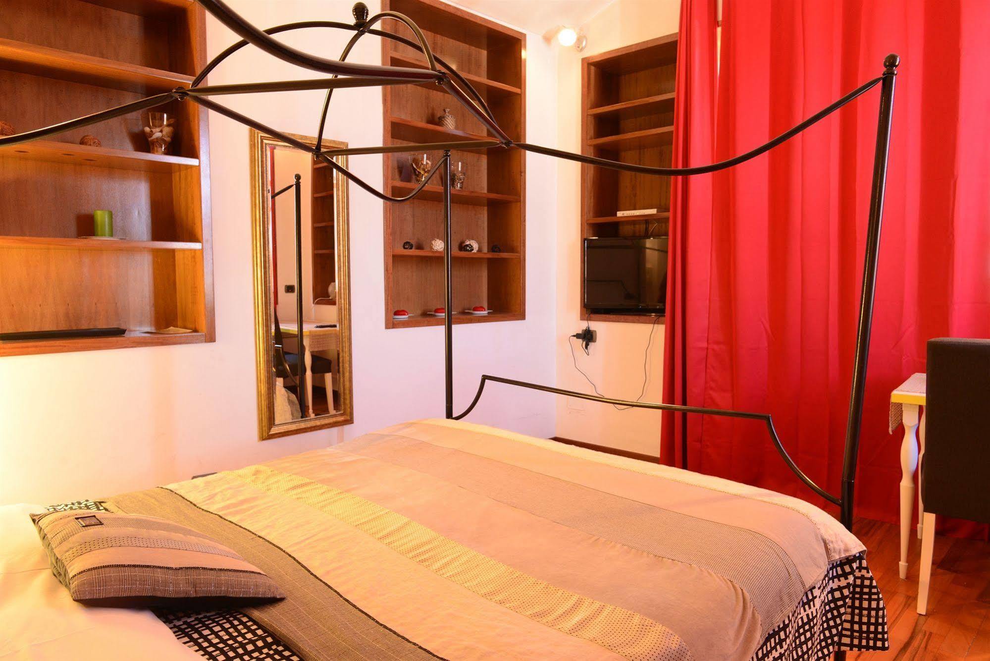 Casa Campo De Fiori Bed & Breakfast Rome Bagian luar foto